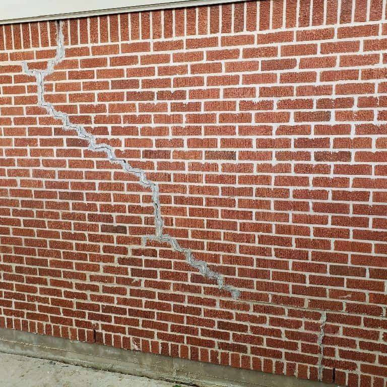 Brick crack and failed mortar